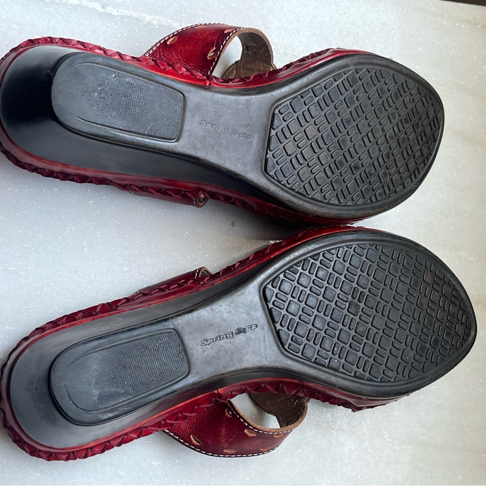 Spring Step Red Sandals Size 8 - Picture 8 of 12